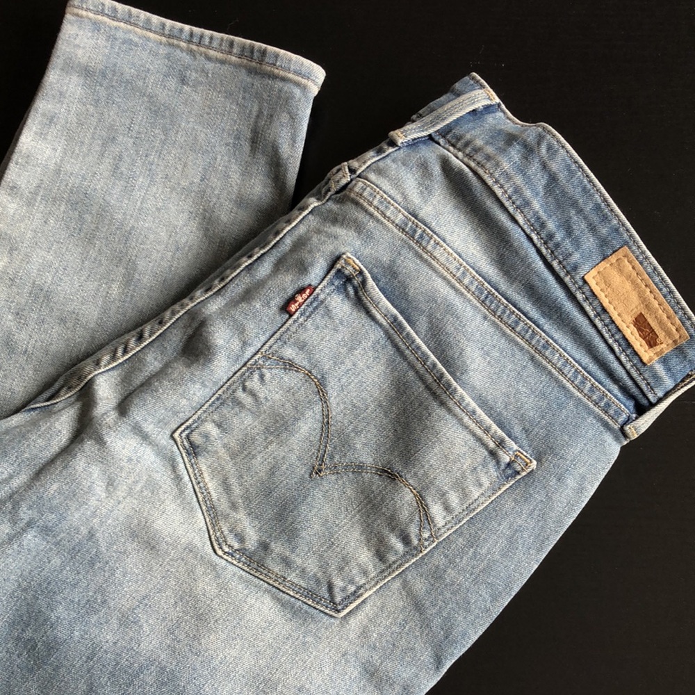 Levi’s High Rise Jeans